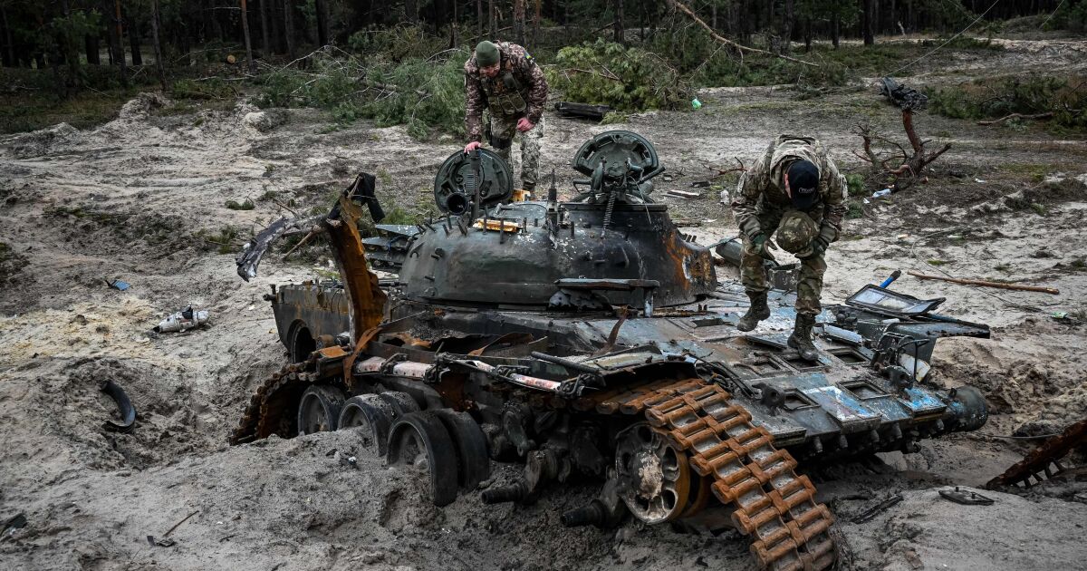 How Ukraine's surrender hotline for Russian soldiers works