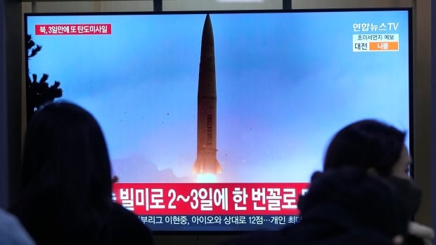 North Korea launches ballistic missile into sea amid U.S.-South Korea drills, Seoul and Tokyo say